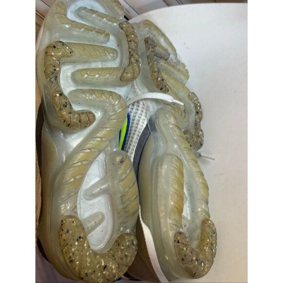 Nike Men's VaporMax 2021 Flyknit Athletic Sneakers White Blue Size 11 - Picture 12 of 15